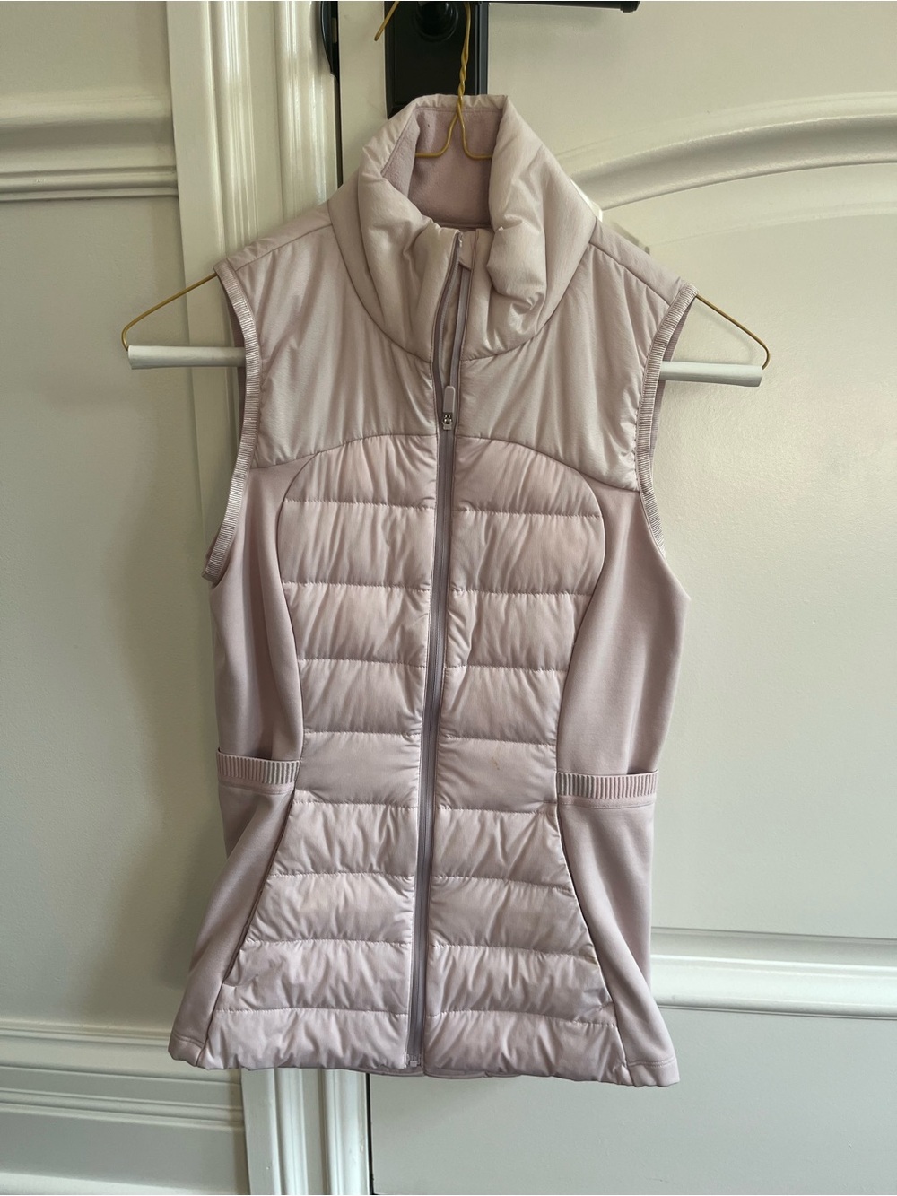 lululemon athletica Blush Quilted lightweight Women's Vest with Stand Collar